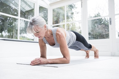 Les bienfaits du Pilates contre l'ostéoporose par votre salle de sport Planète forme Limoges